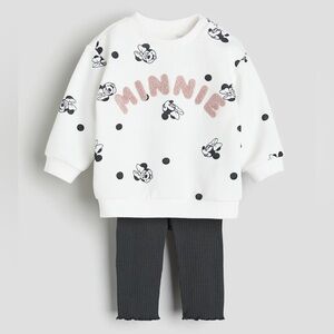 H&M Toddler Minnie Mouse outfit set. Disney Sweater and leggings size-18 months